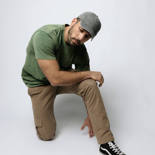 GORRA AH LAVADO GRIS