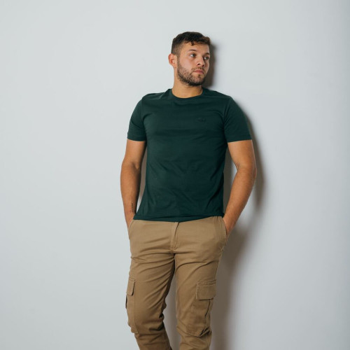 REMERA LACOSTE CUELLO REDONDO PARIS VERDE MUSGO