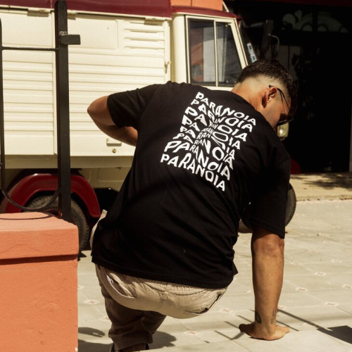 REMERA OVERSIZE PREMIUM 250 GSM LIBERATO BASICS OVERSIZE NEGRA PARANOIA