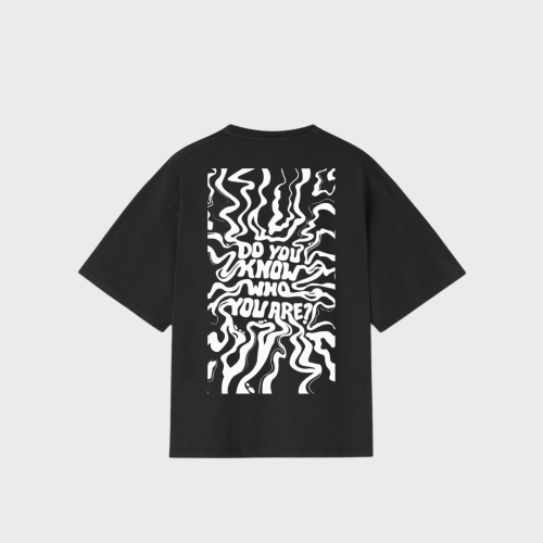 REMERA OVERSIZE LIBERATO BASICS NEGRA  DO YOU KNOW WHO YOU ARE
