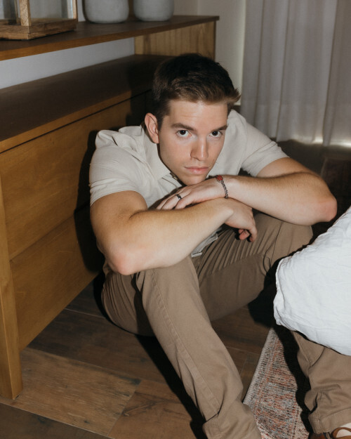 CAMISA LIBERATO BASICS MANGAS CORTAS BEIGE