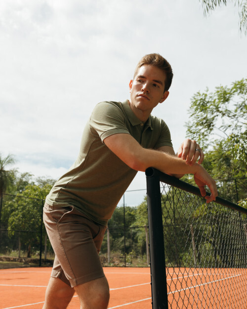 REMERA LIBERATO BASICS CUELLO POLO VERDE