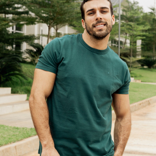 REMERA LIBERATO BASICS REGULAR FIT VERDE