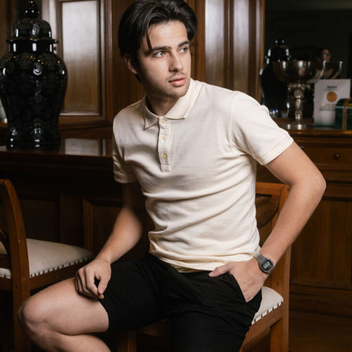 REMERA LIBERATO BASICS POLO BEIGE