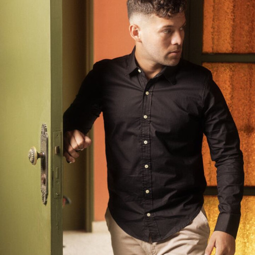 CAMISA LIBERATO BASICS MANGAS LARGAS NEGRA