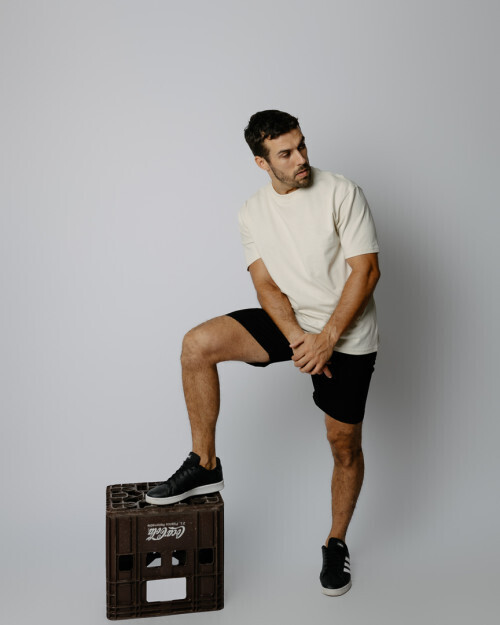 REMERA LIBERATO BASICS OVERSIZE BEIGE