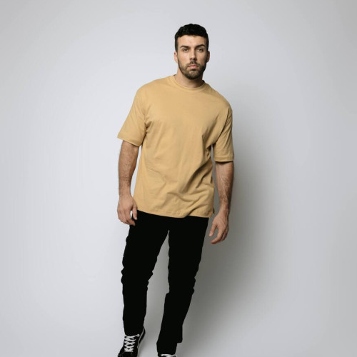 REMERA LIBERATO BASICS OVERSIZE BEIGE