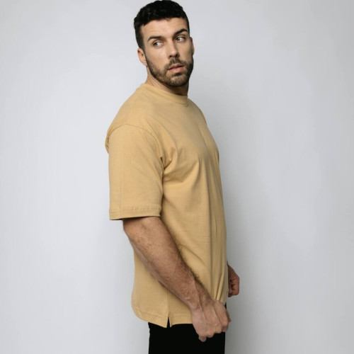 REMERA LIBERATO BASICS OVERSIZE BEIGE