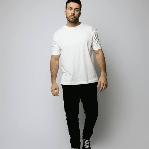 REMERA LIBERATO BASICS OVERSIZE MARFIL